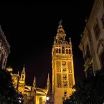 Casa Con Piscina Junto Catedral De Sevilla