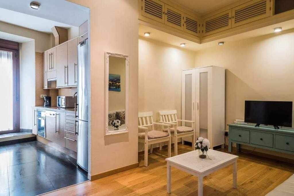 Casa Con Piscina Junto Catedral De Hébergement de vacances
